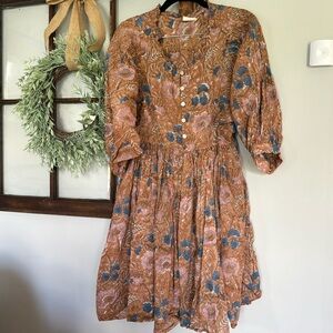 August & June Boutique Floral Dress Small NWOT